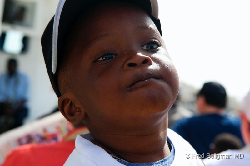 20090528_100532 D3 P1 P1.jpg - The Senegalese people are very friendly.  This is a young fellow who was posing for me